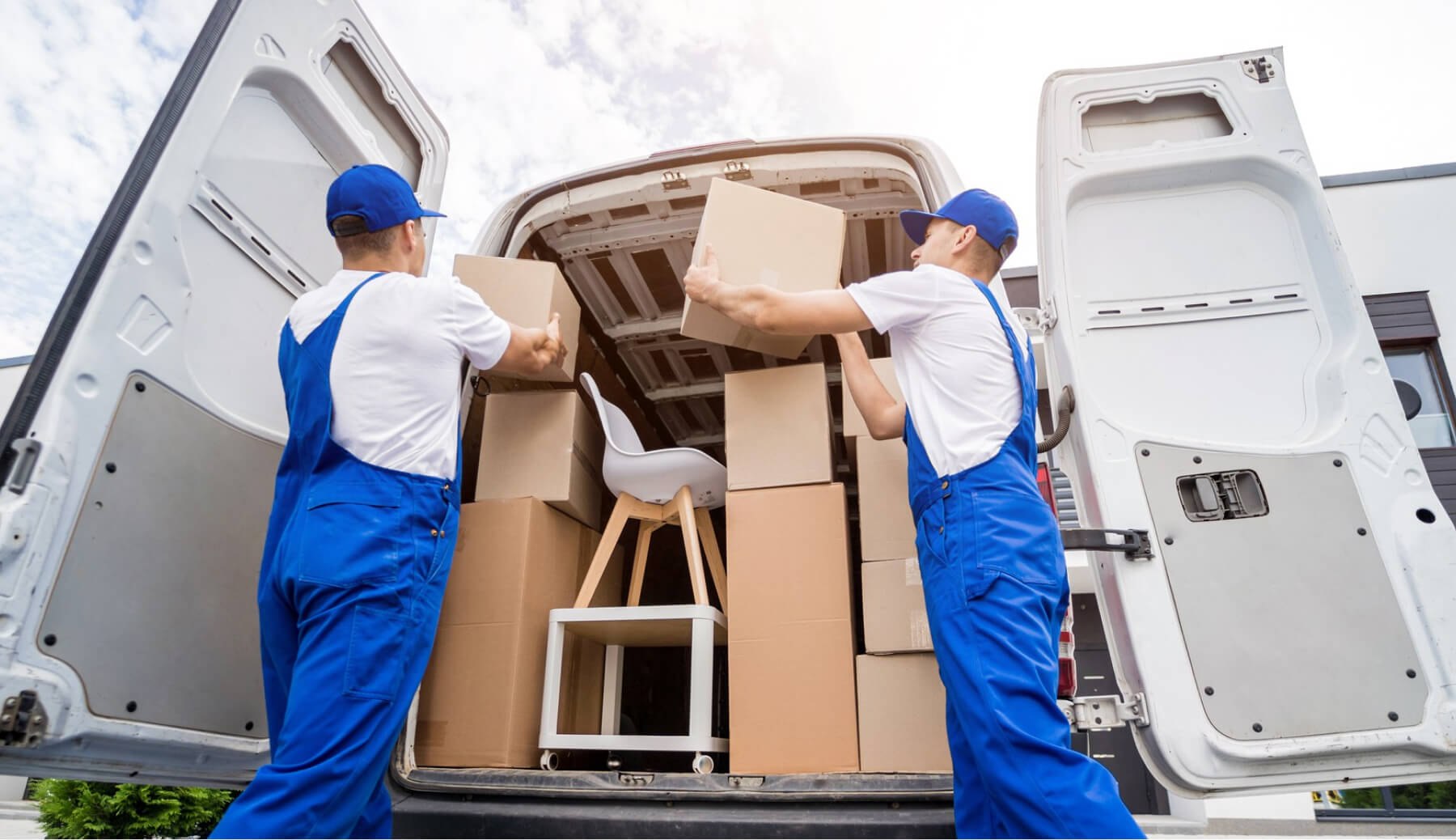 professional furniture movers