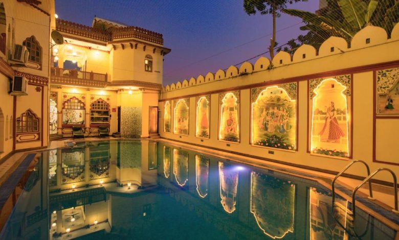 Stay in Jaipur for Family