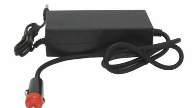 DC lithium battery charger