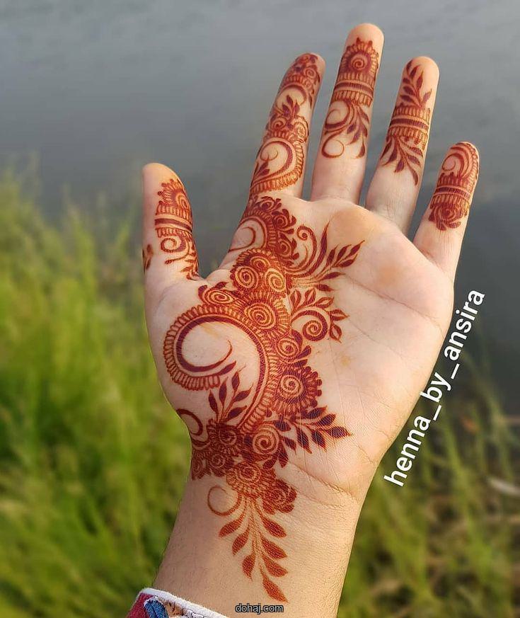 Aesthetic Mehndi Design Front Hand Simple
