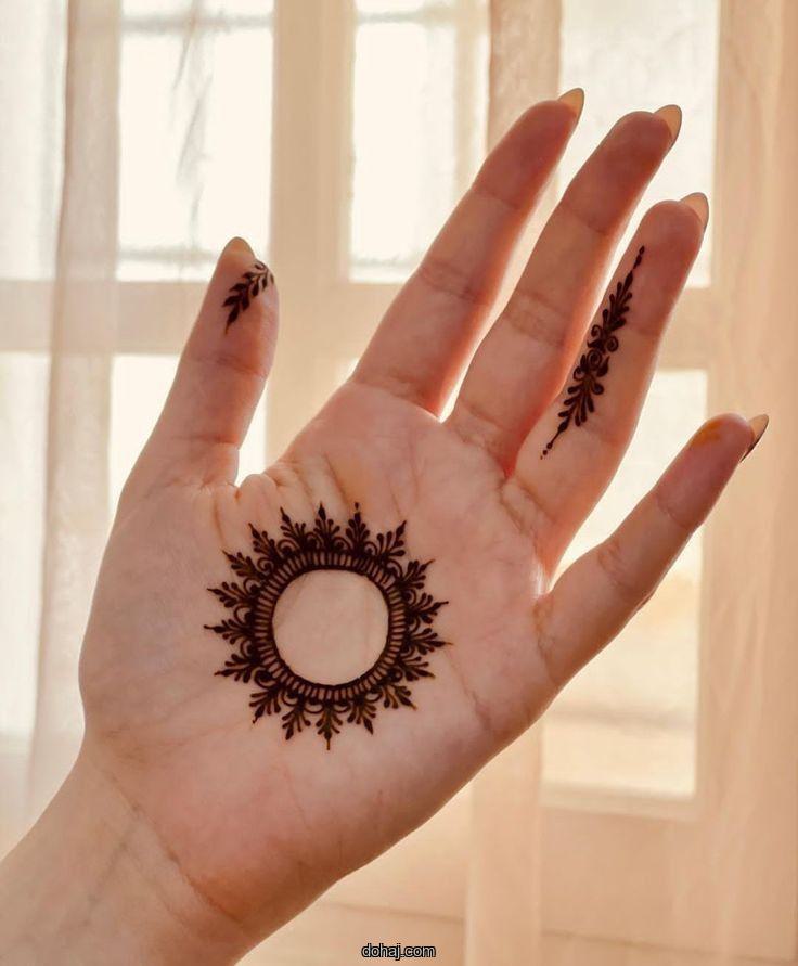 Back Hand Simple Mehndi Design