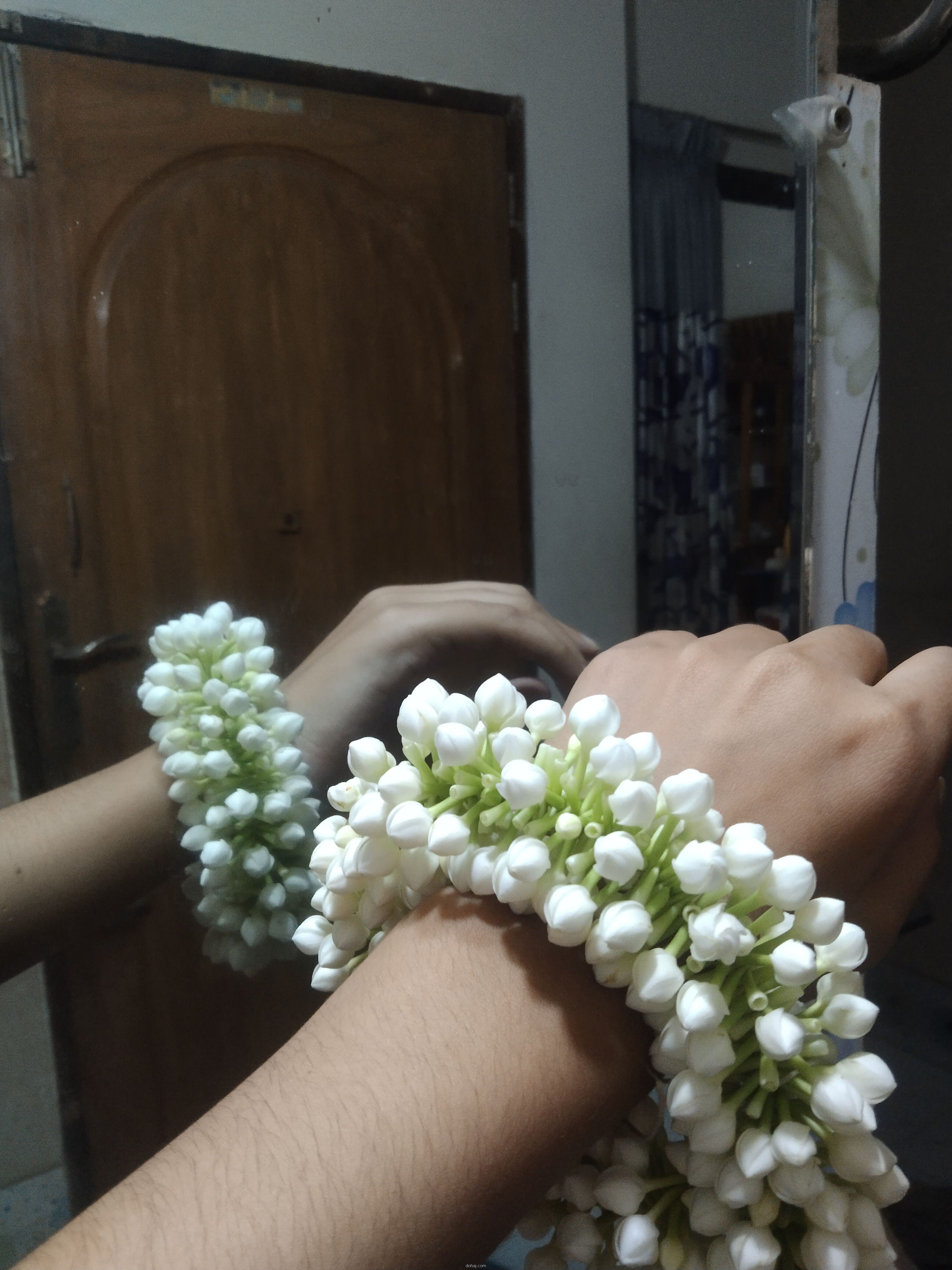 বোরকা পরা মেয়ে পিক