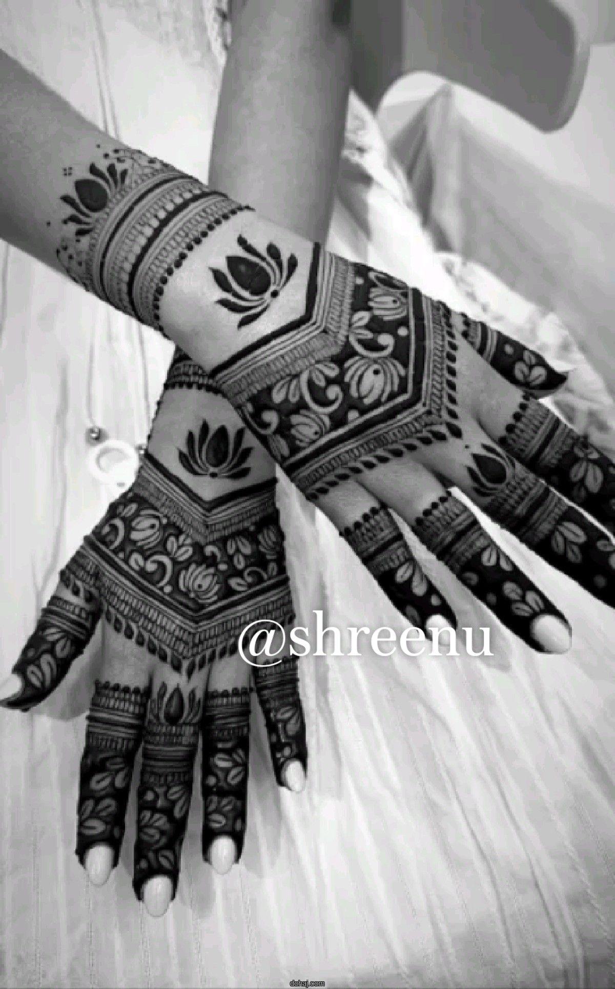 Front Hand Mehndi Design Simple Photos