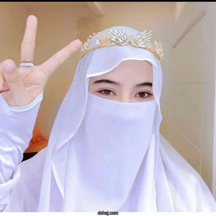 চশমা পরা মেয়েদের পিক