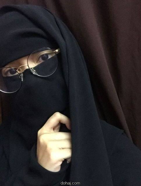 মেয়েদের পিছনের পিক