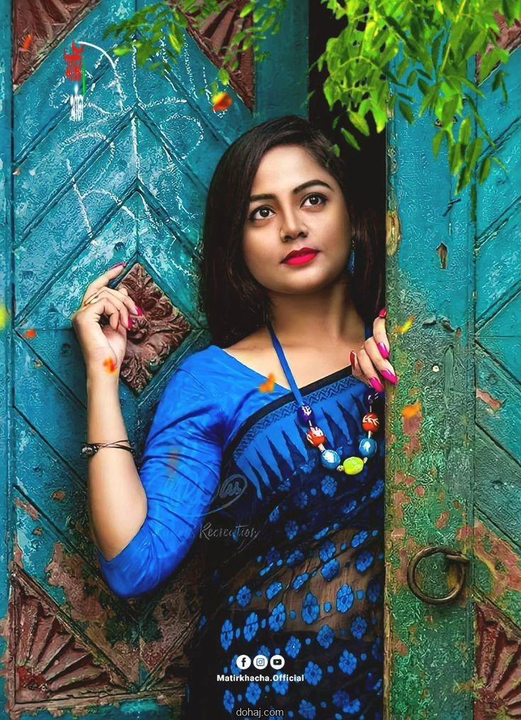 কালো বোরকা পিক