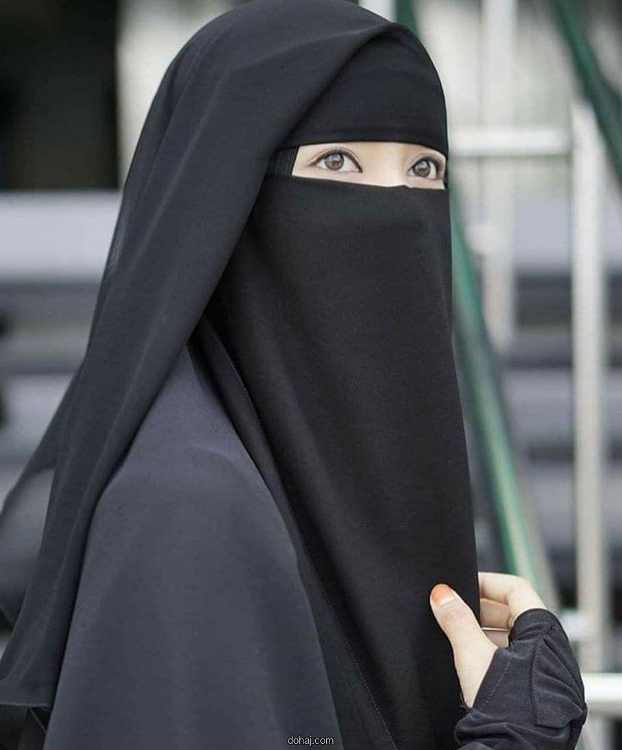 কিউট মেয়েদের পিক বোরকা পরা
