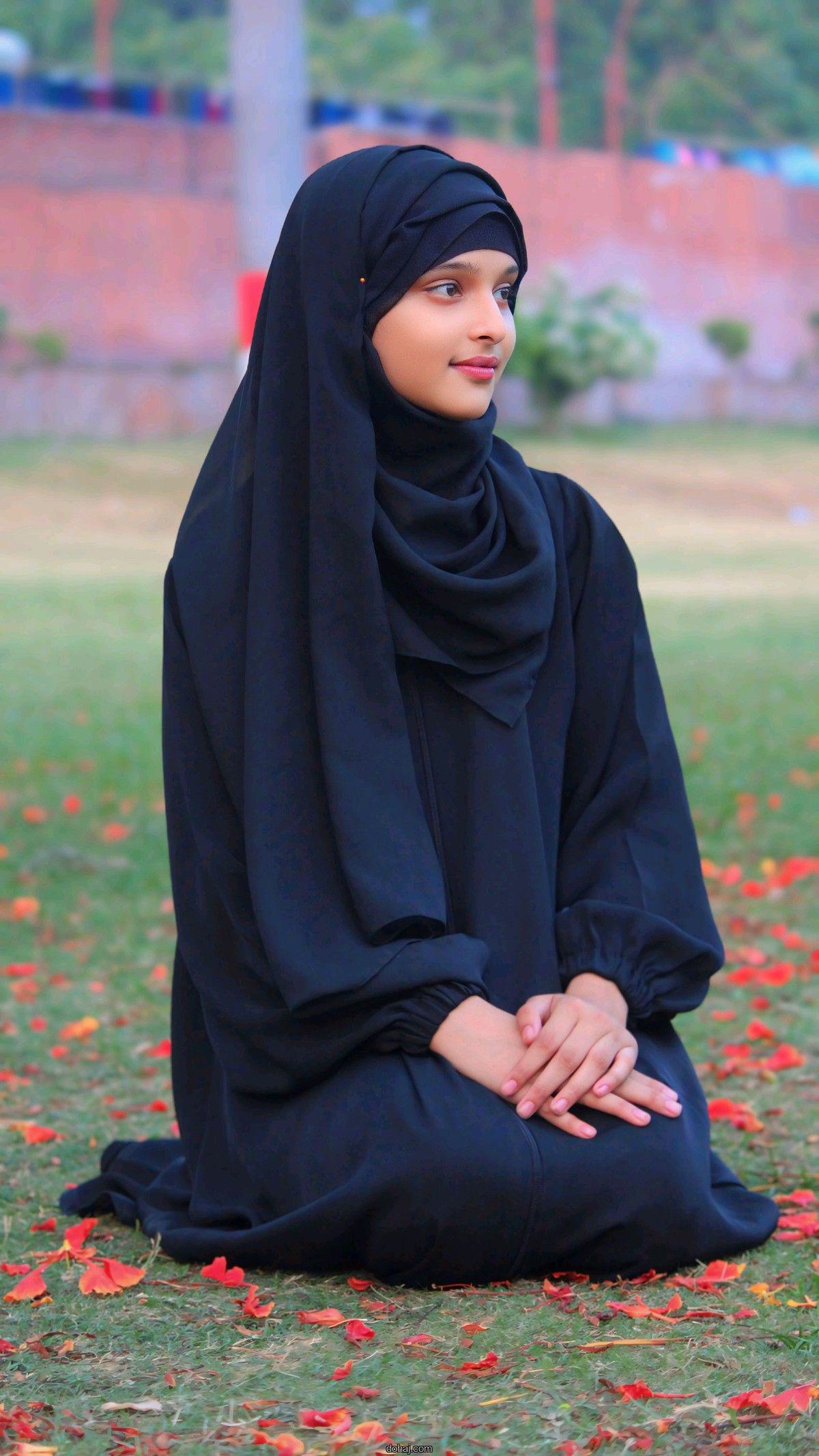 বোরকা পরা মেয়ে কার্টুন পিক