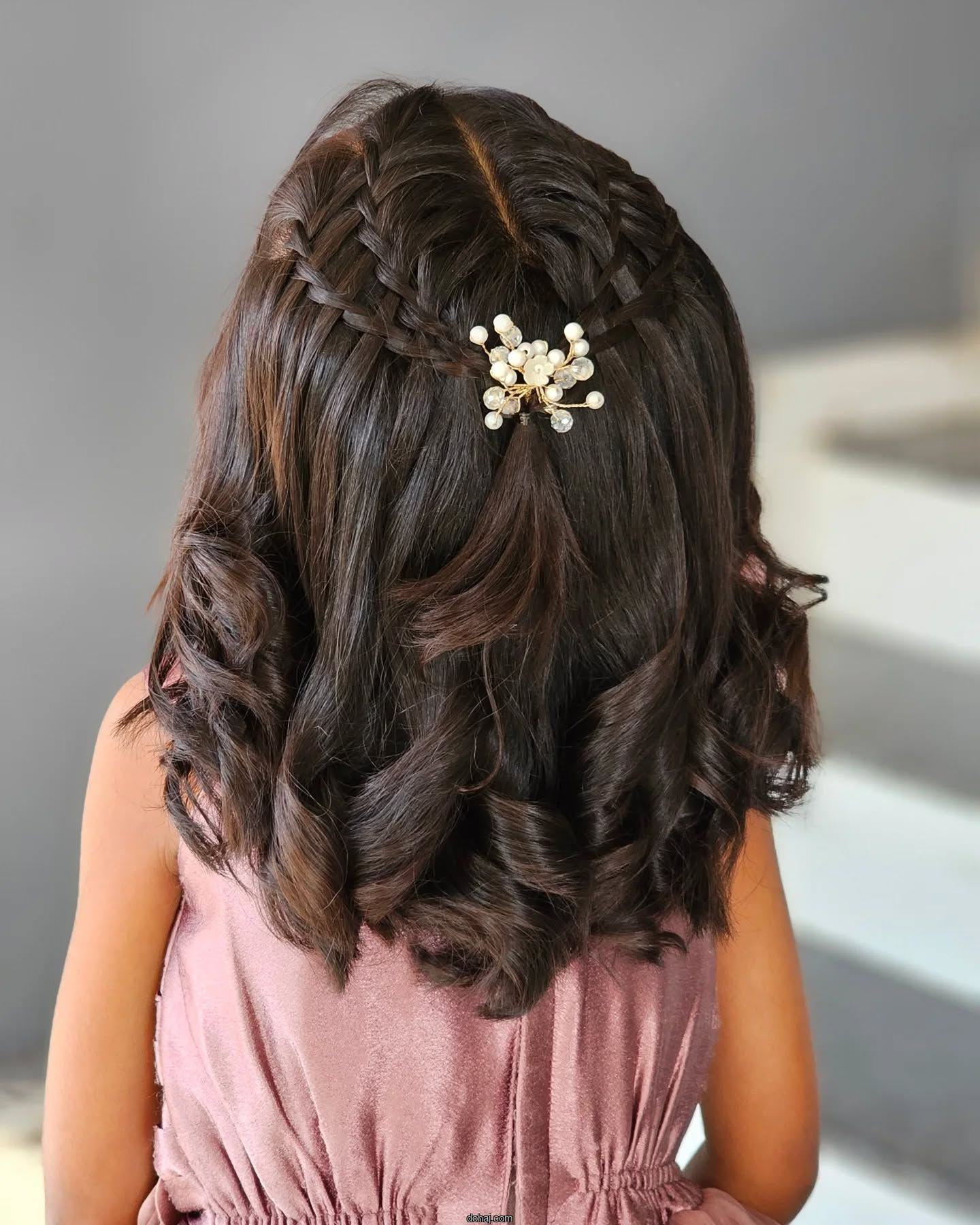 Lehenga Traditional Hair Style Girl For Wedding