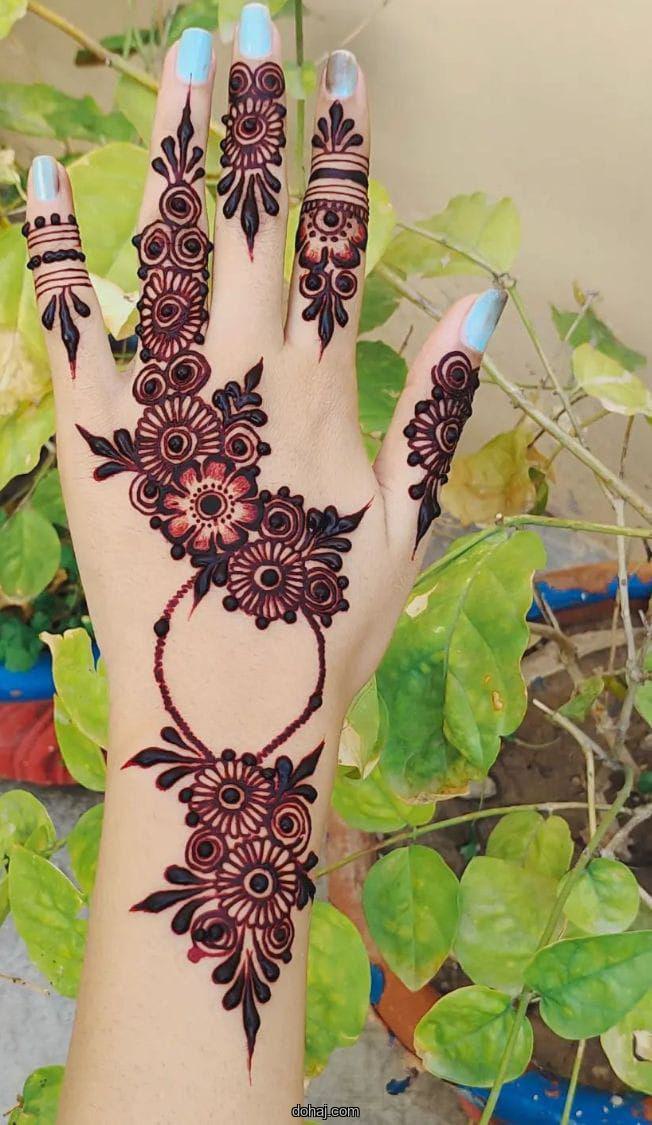 Mandala Mehndi Design Simple