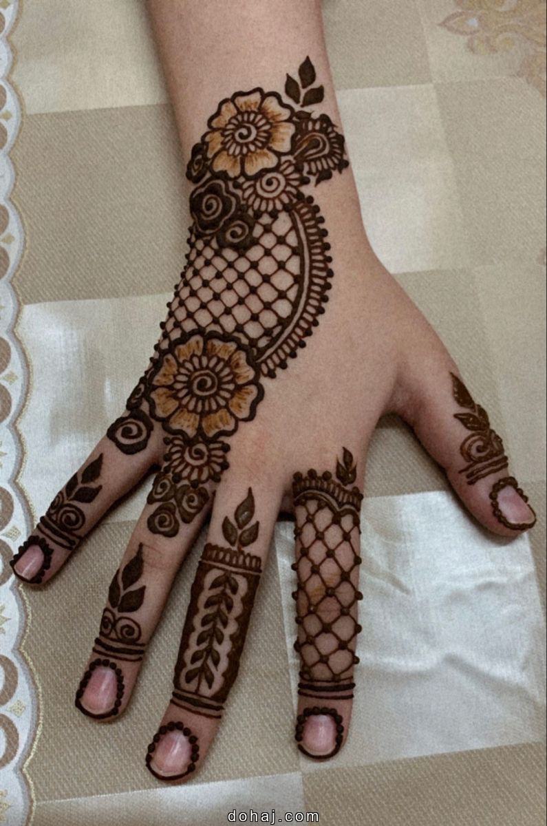 Mehandi Ke Design Karva Chauth