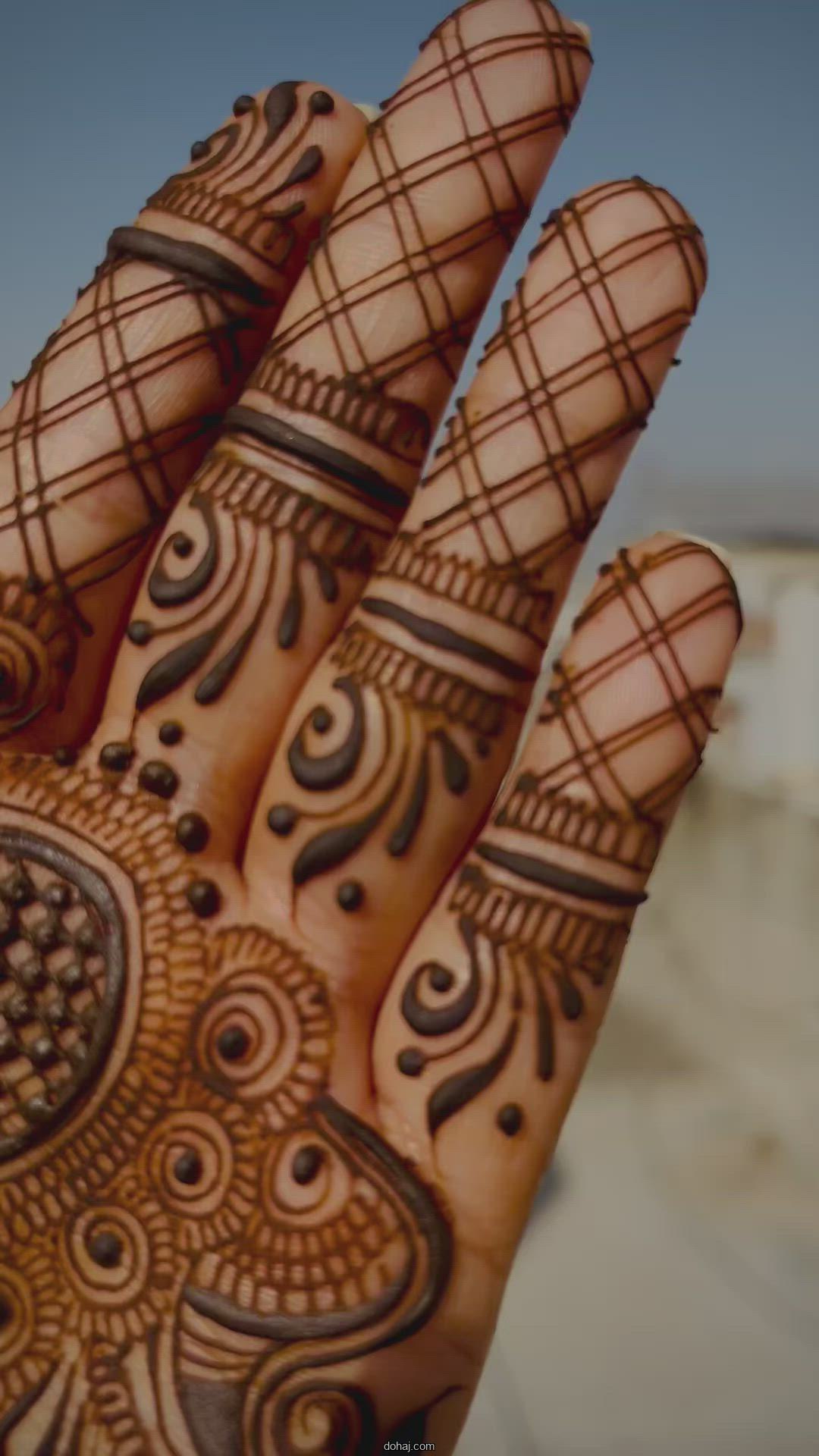 লাভ মেহেদী ডিজাইন