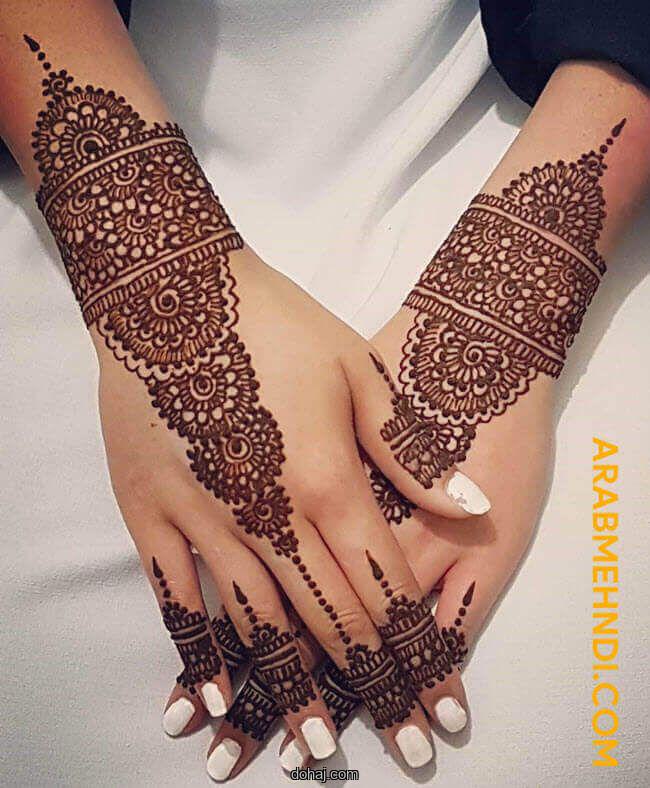 হাতের তালুতে মেহেদী ডিজাইন