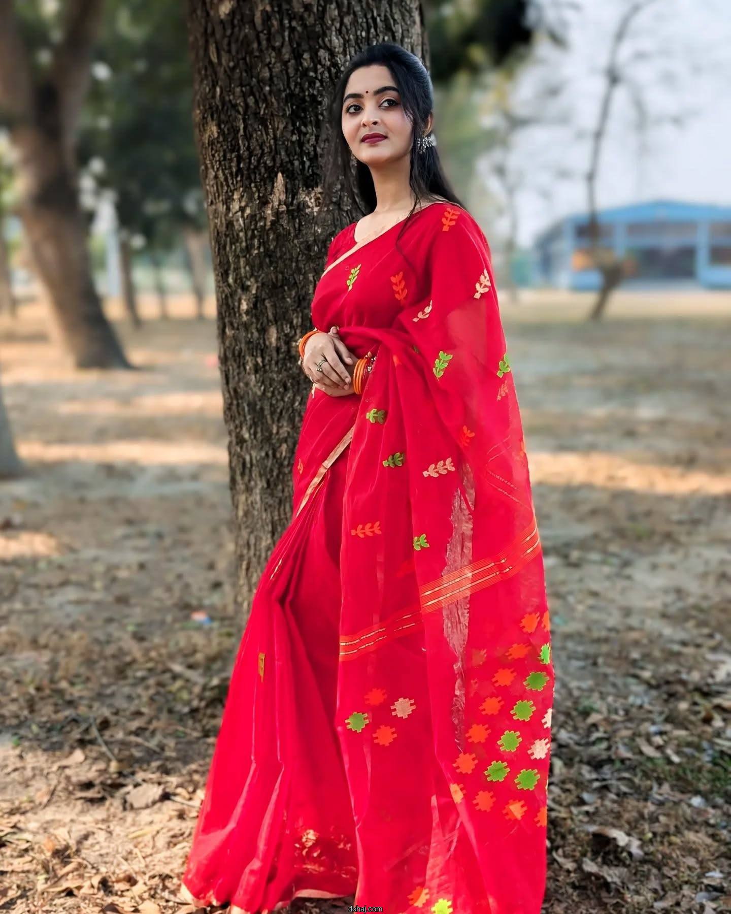 নতুন পিক মেয়েদের