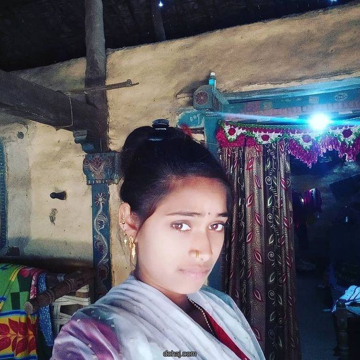 কিউট মেয়েদের পিক মুখ ঢাকা