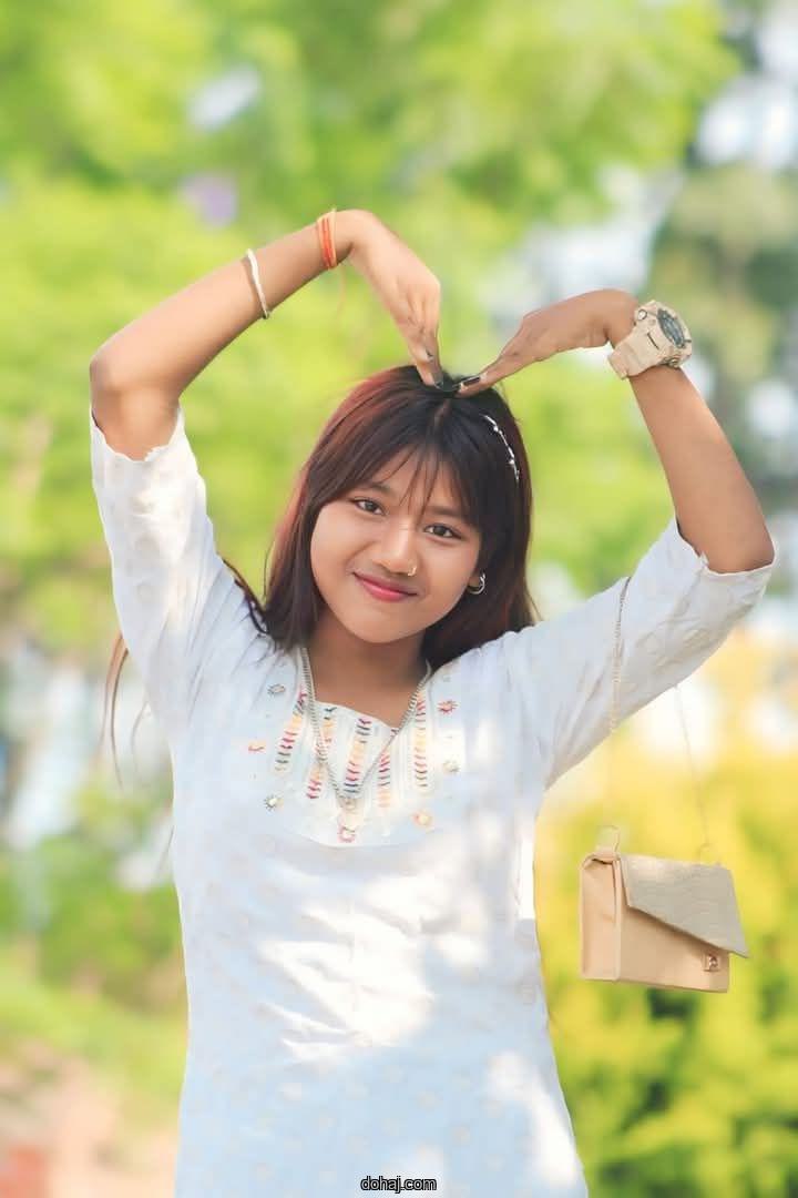 ১৭ বছর মেয়েদের পিক