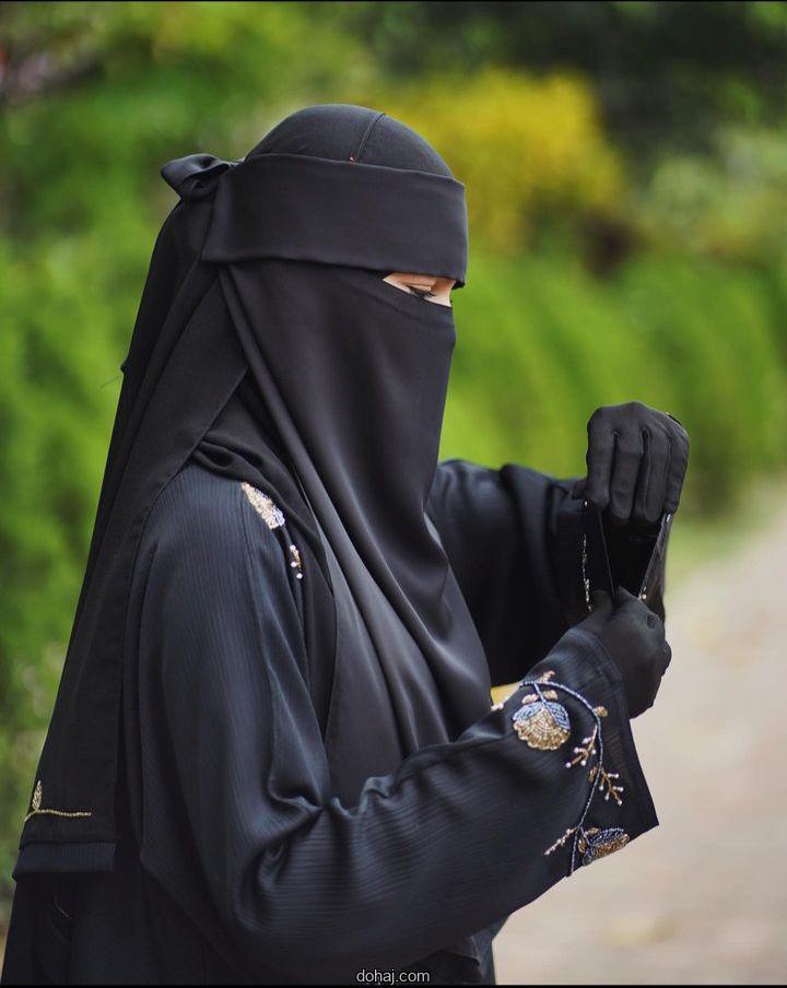 মেয়েদের রোমান্টিক পিক