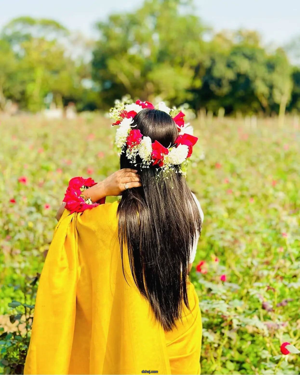 সুন্দরী মেয়েদের পিক