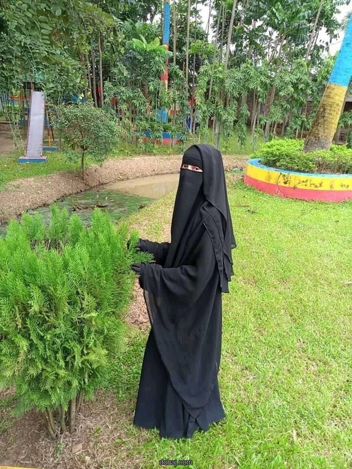 শাড়ি পরা পিক মেয়েদের