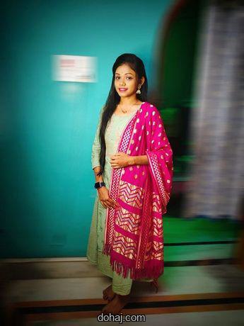 মেয়েদের সিগারেট খাওয়া পিক