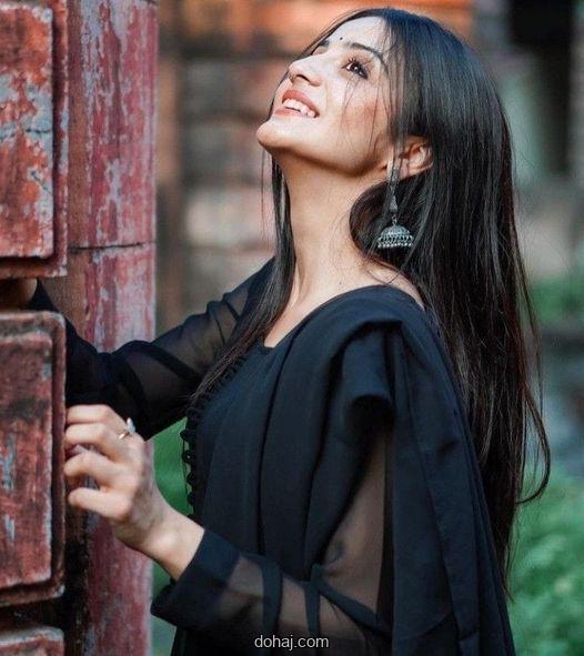 পাকিস্তানি মেয়েদের পিক