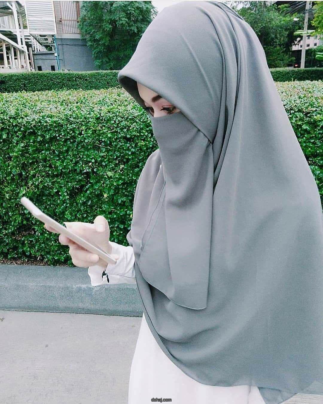 মুখ ঢাকা পিক মেয়েদের সুন্দর