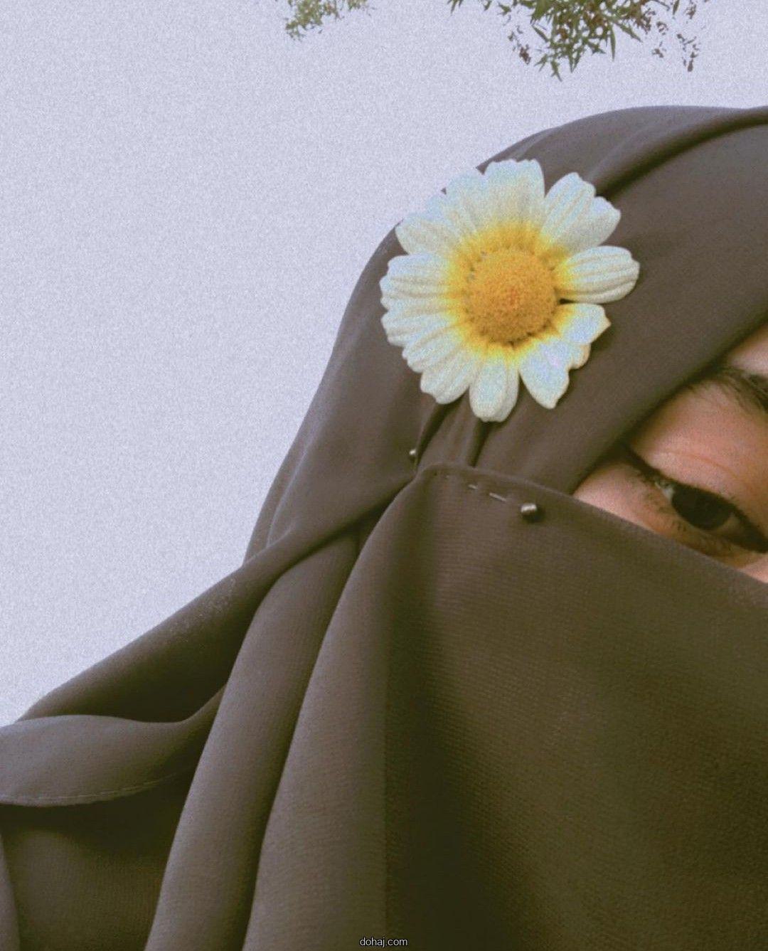 মেয়েদের পিক কালো