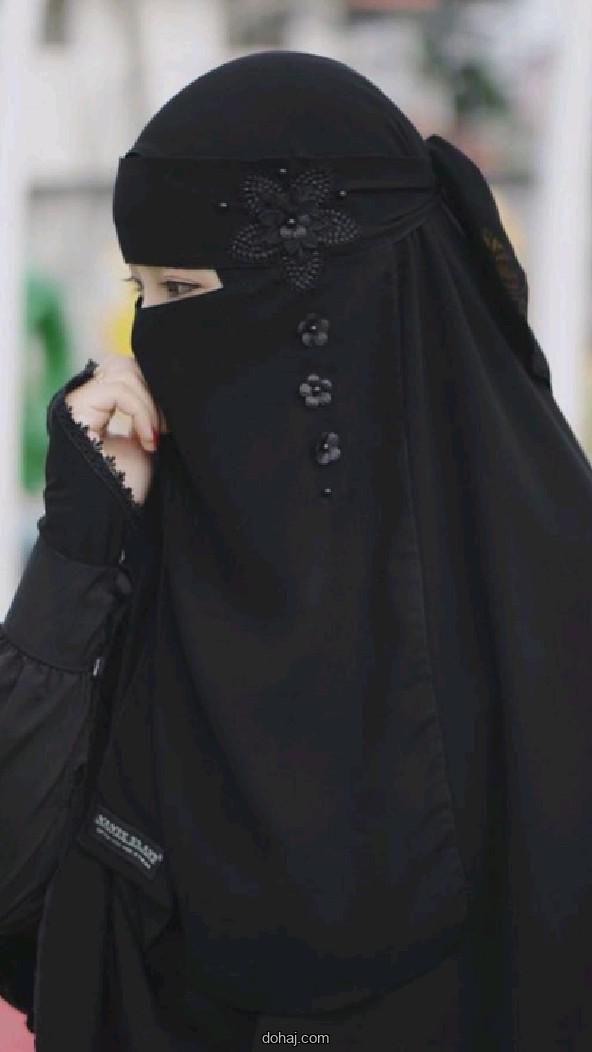 মেয়েদের পিক চার