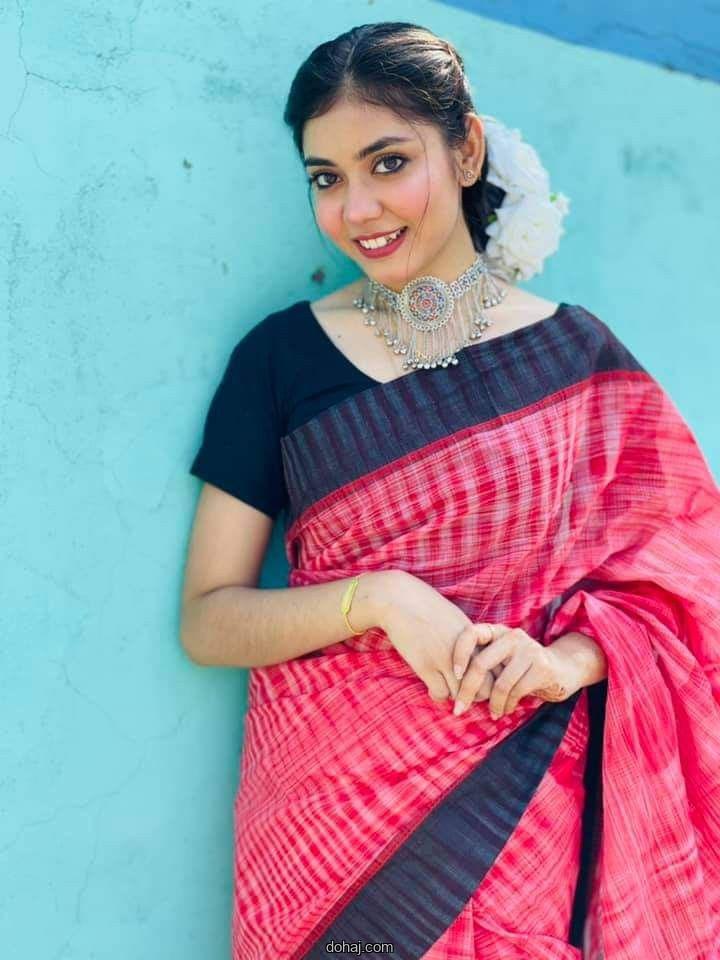 কিউট মেয়েদের প্রোফাইল পিক হিজাব