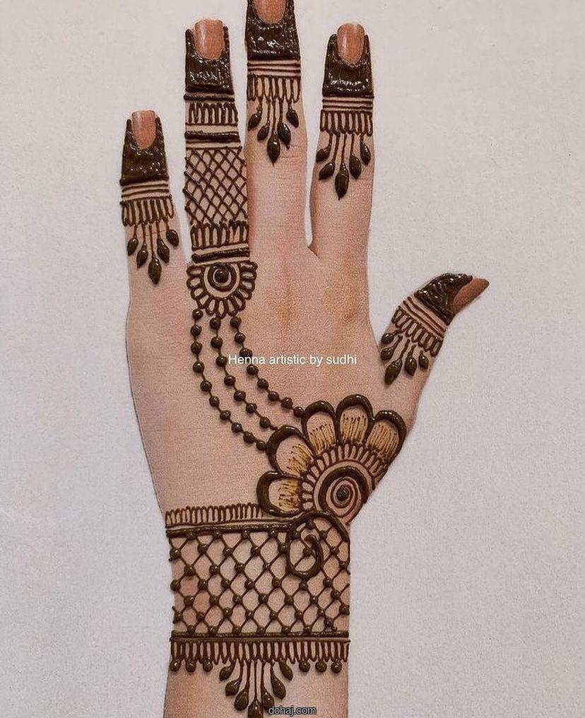 Royal Finger Mehndi Design