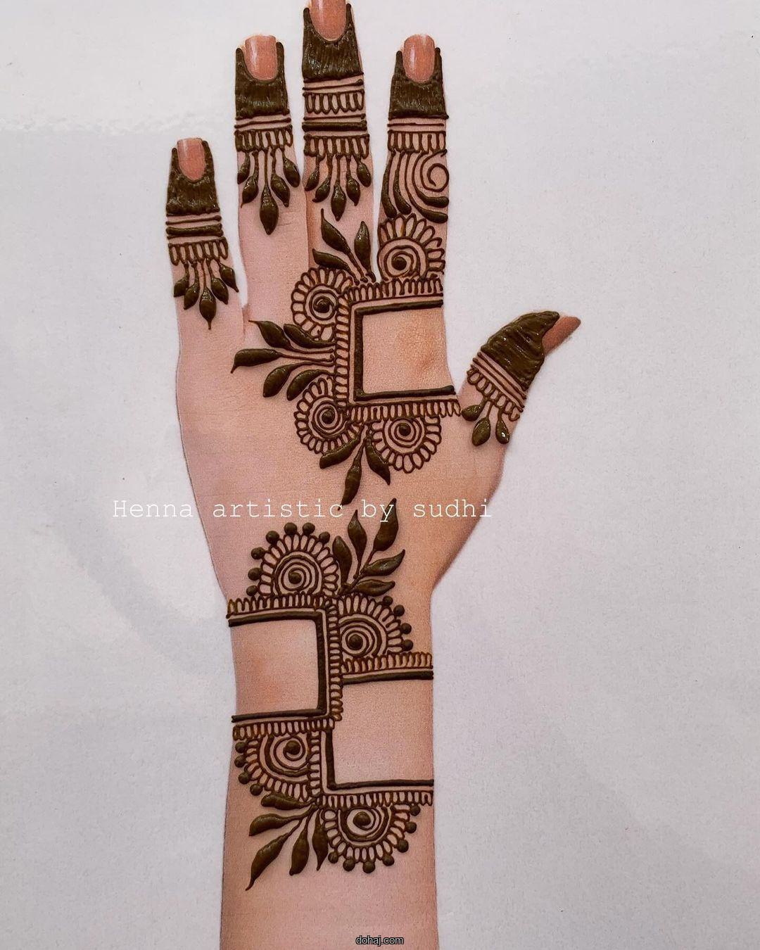 Royal Stylish Simple Mehndi Design