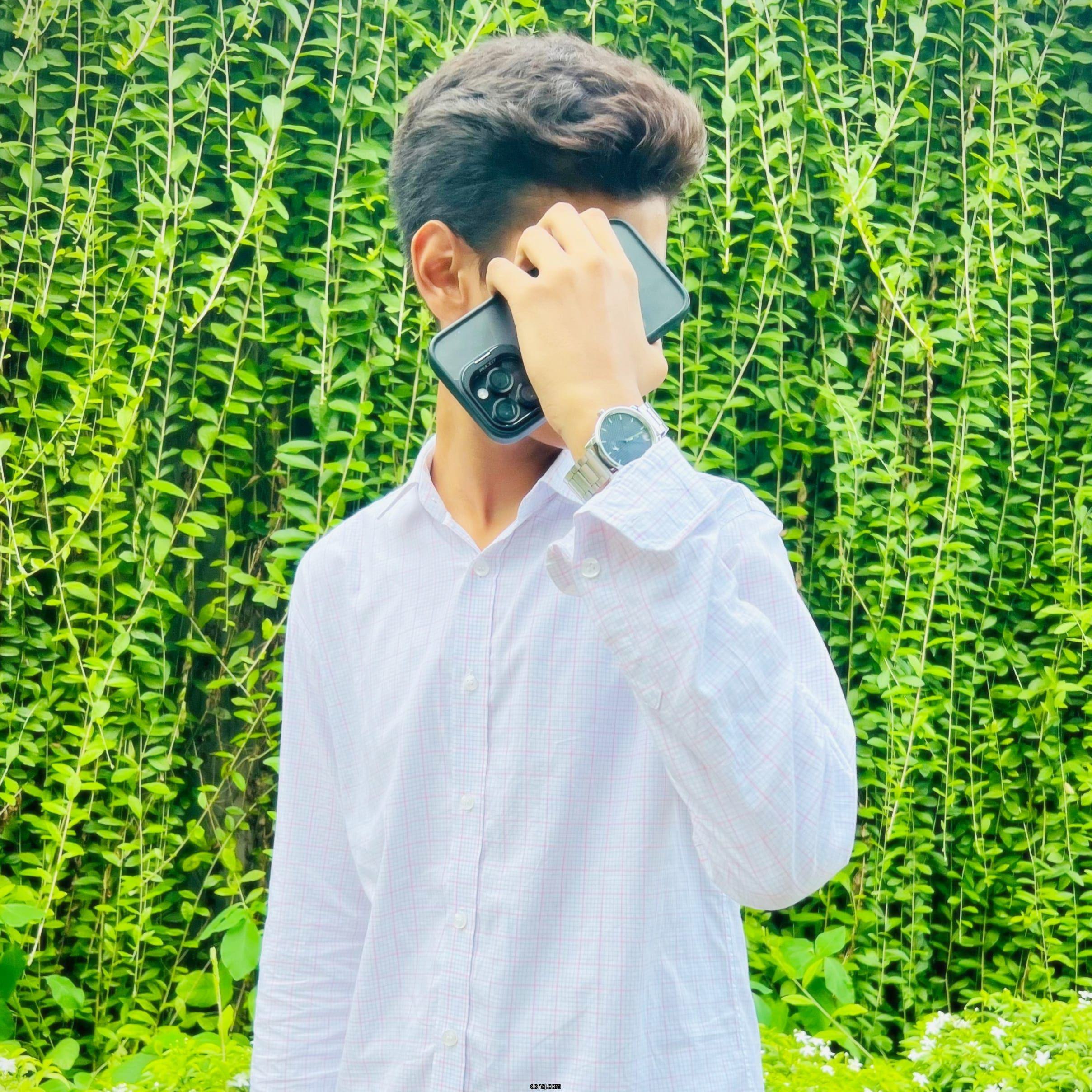 কালো ডিবি পিক ছেলেদের