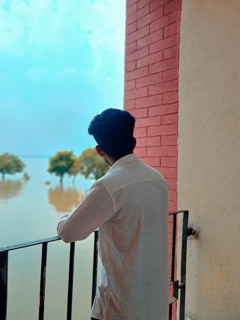 মাস্ক পরা পিক ছেলেদের