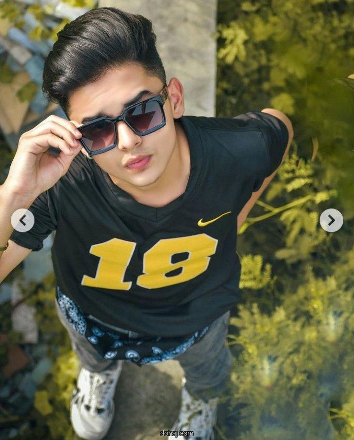 কিউট ছেলেদের পিক কাটুন