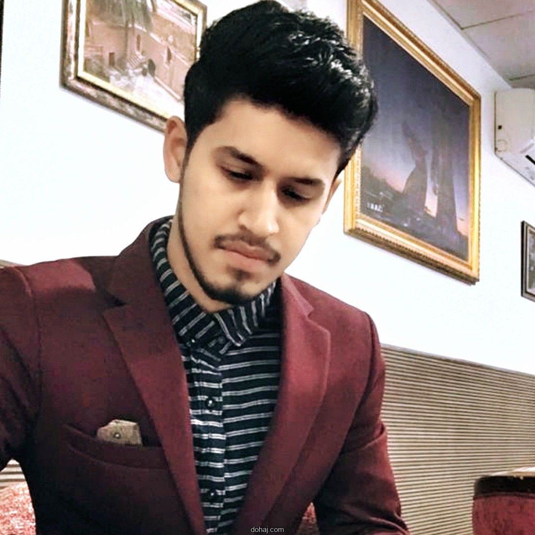 প্রোফাইল Mask মাস্ক পরা ছেলেদের পিক