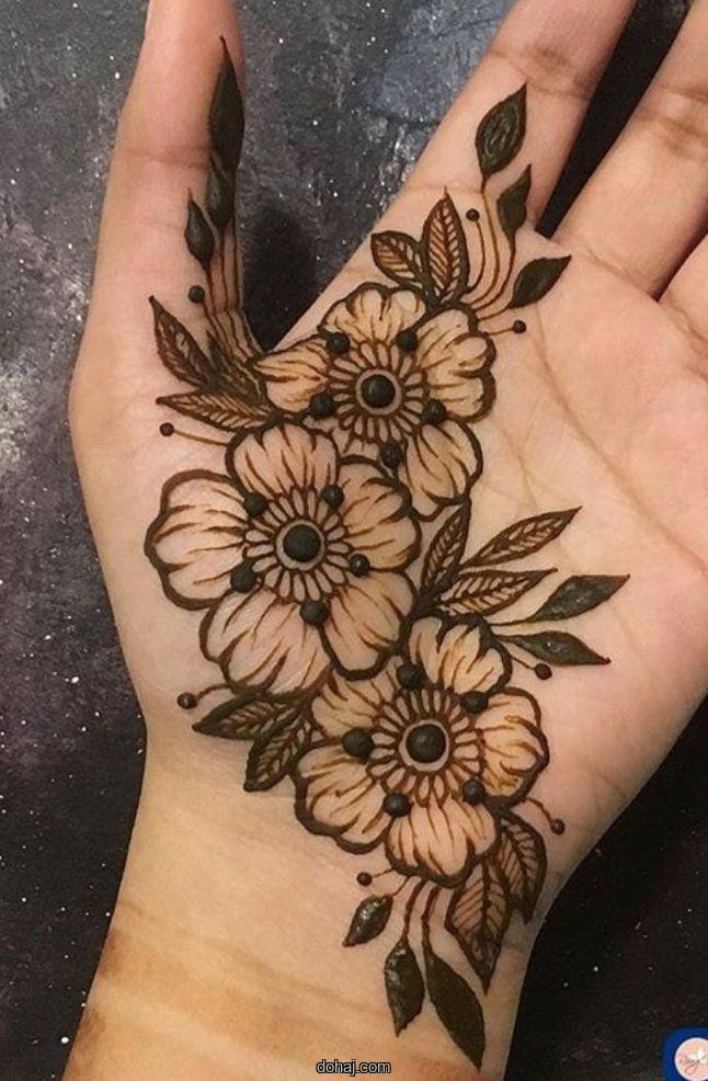 Simple Chand Mehndi Design
