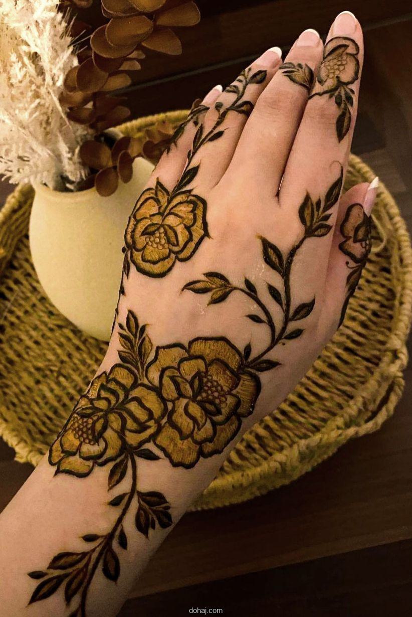 Simple Eid Mehndi Design 2025