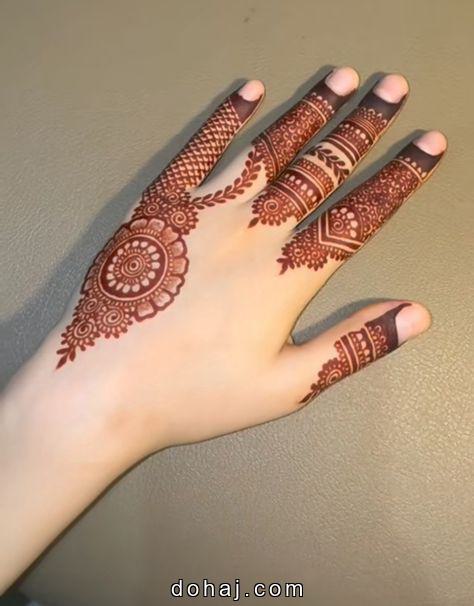 Simple Mehandi Design For Front Hand