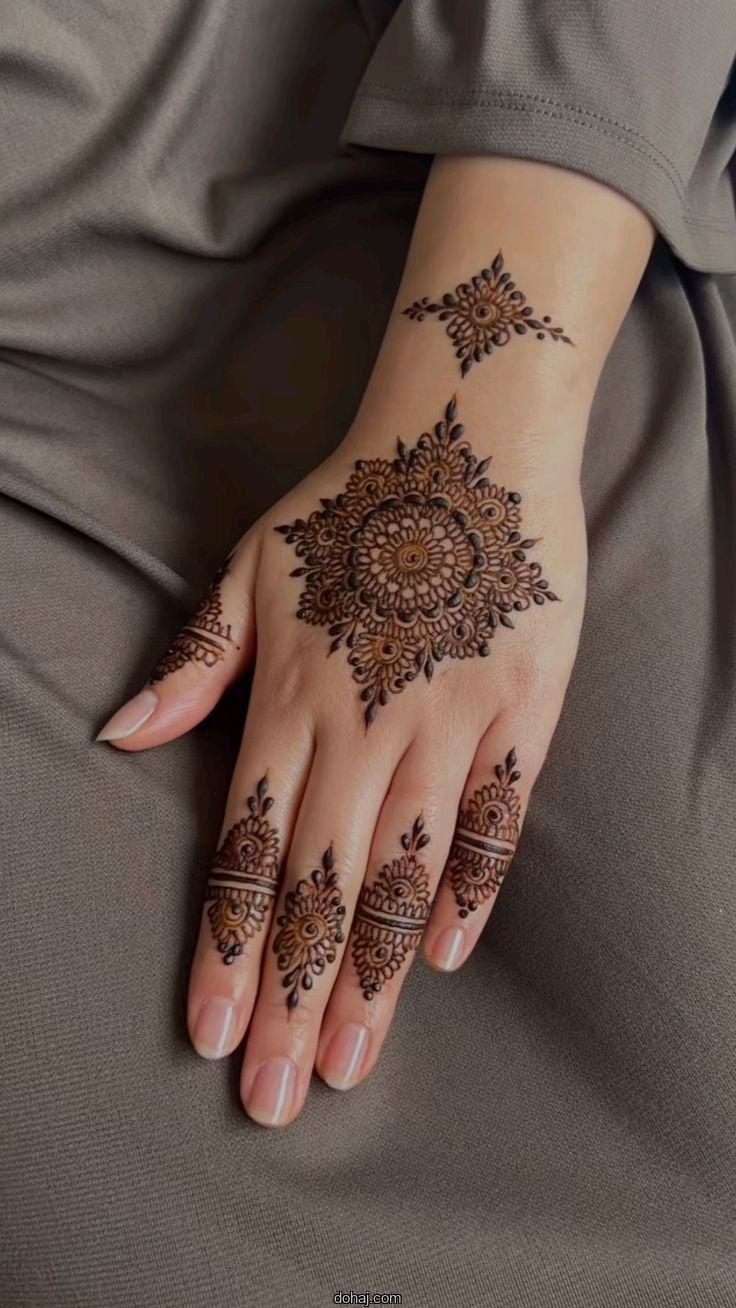 Simple Mehndi Design For Beginners