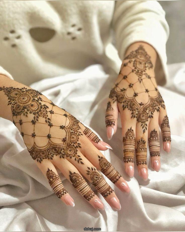 Simple Mehndi Design Photo Front Hand