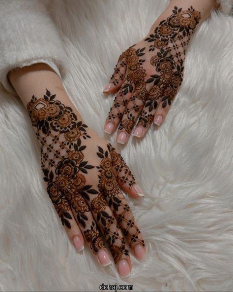 Stylish Front Hand Mehndi Design