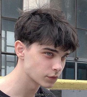 Wavy Hair Cut Style Men