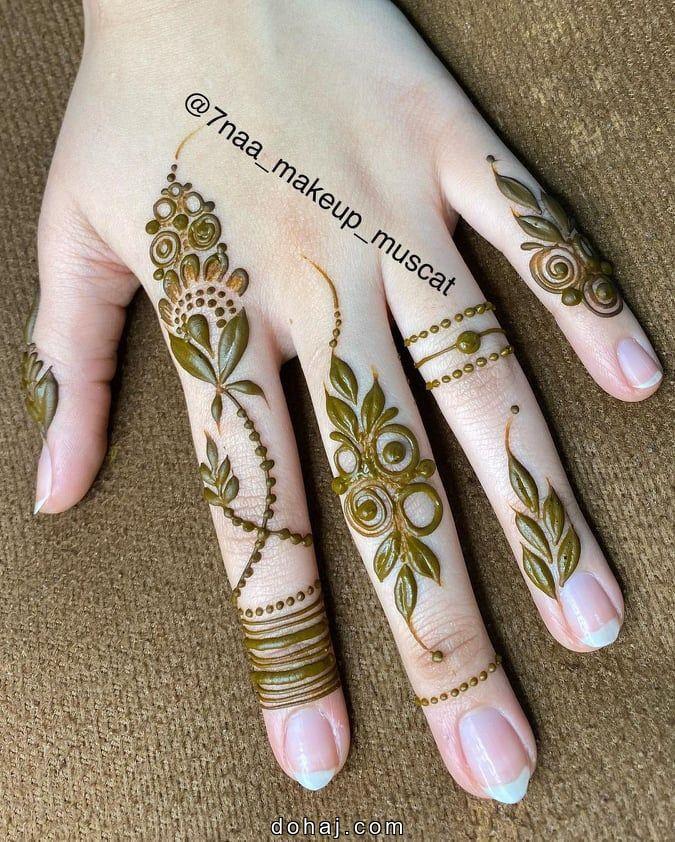 Arabic Henna Arabic Back Hand Mehndi Design