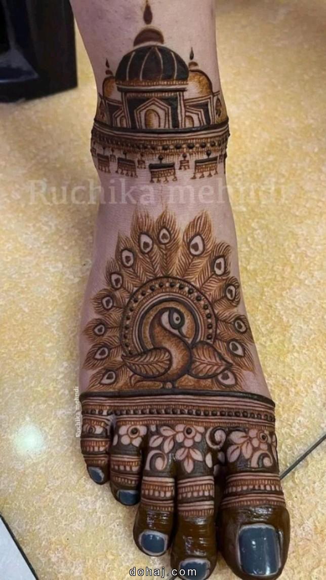 Beautiful Arabic Bridal Mehndi Design