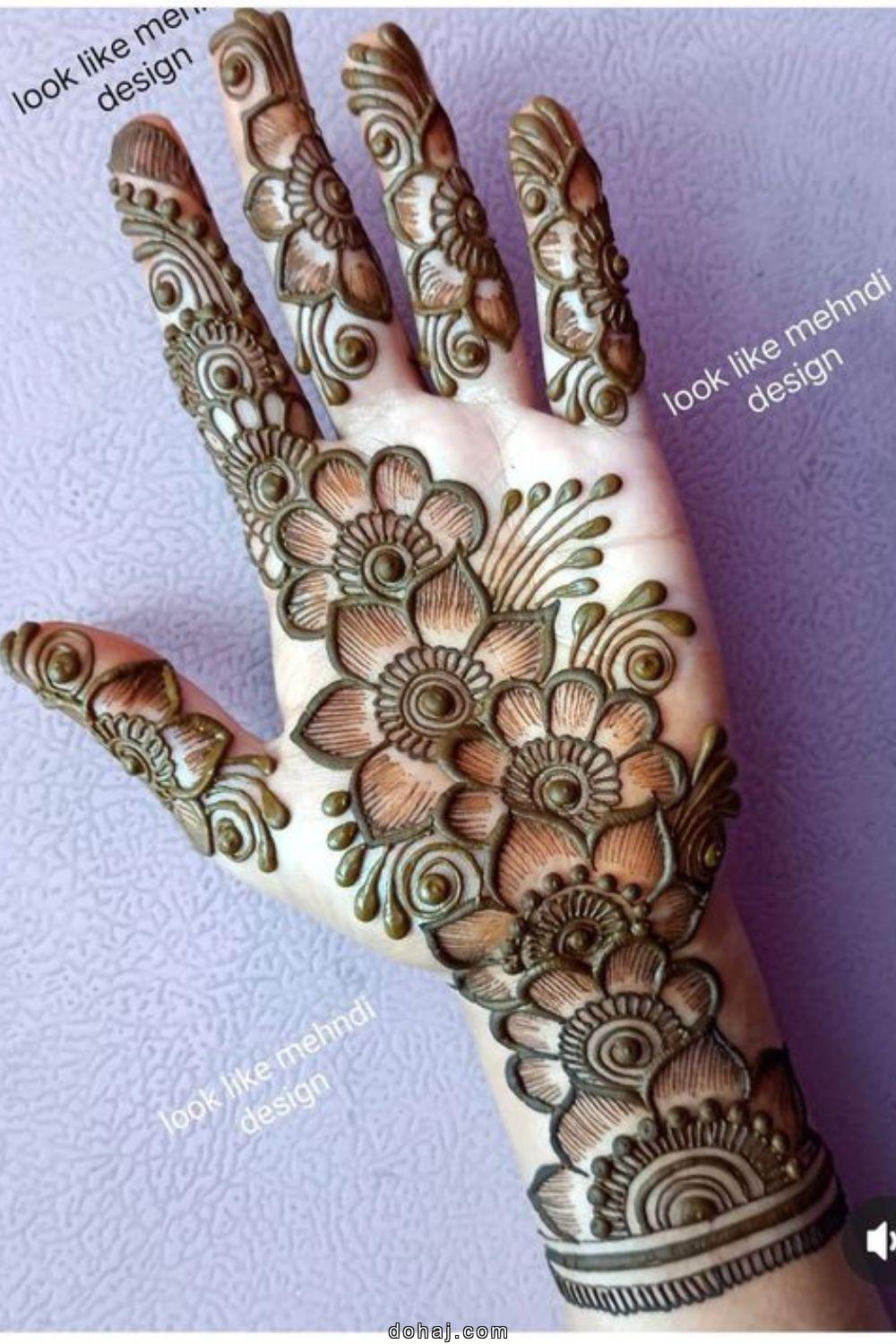 Beautiful Arabic Mehndi Design