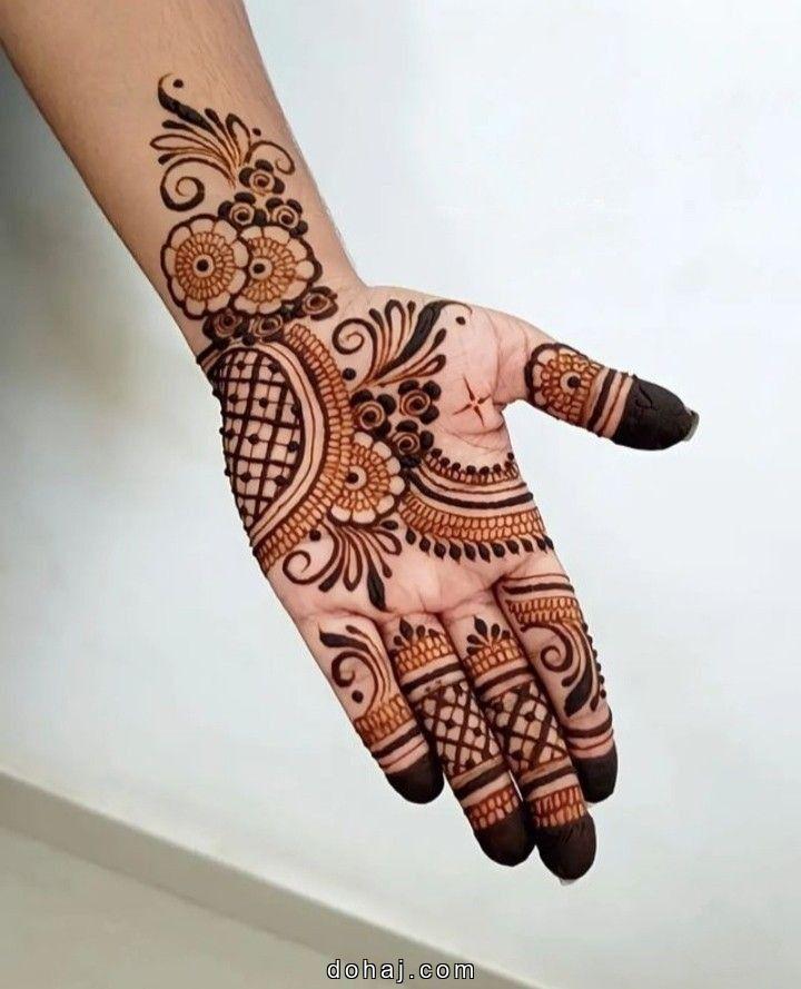 Beautiful Palm Mehndi Design Easy And Beautiful