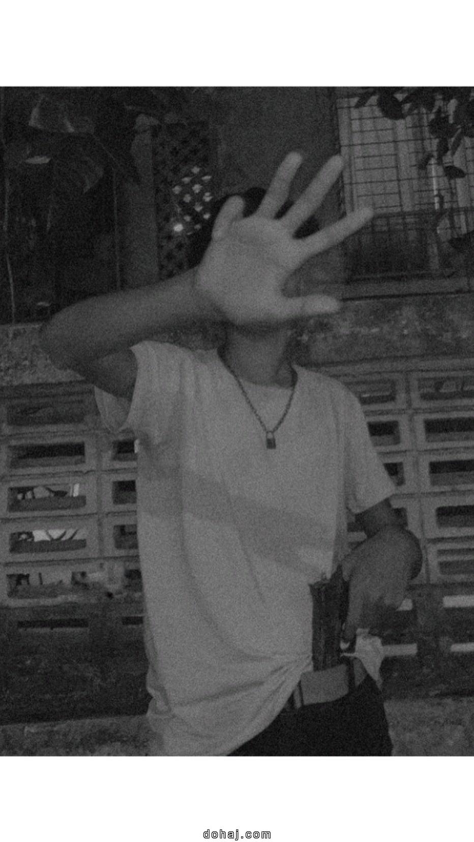 Boy And Girl Friendship Dp For Whatsapp