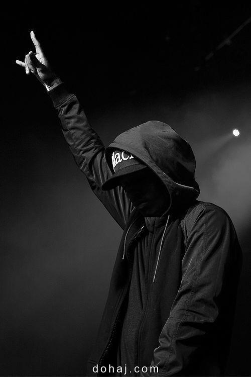 Broken Boy Dp For Instagram