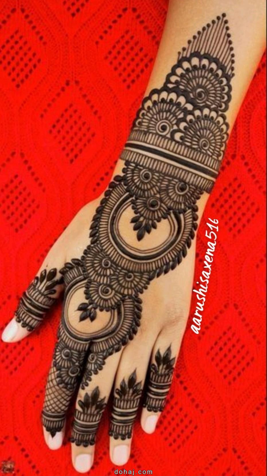 Circle Type Mehndi Design