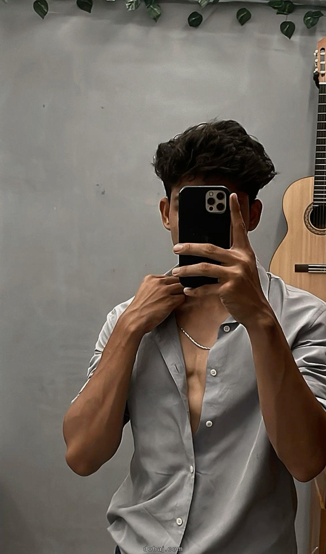 Cry Sad Pic Of Boy In Love